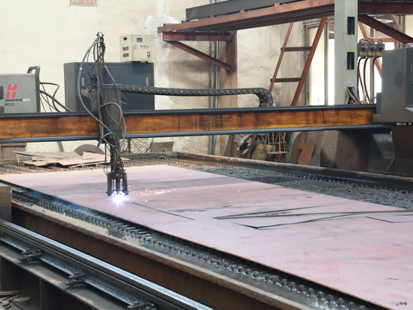 等離子切割機(jī)5